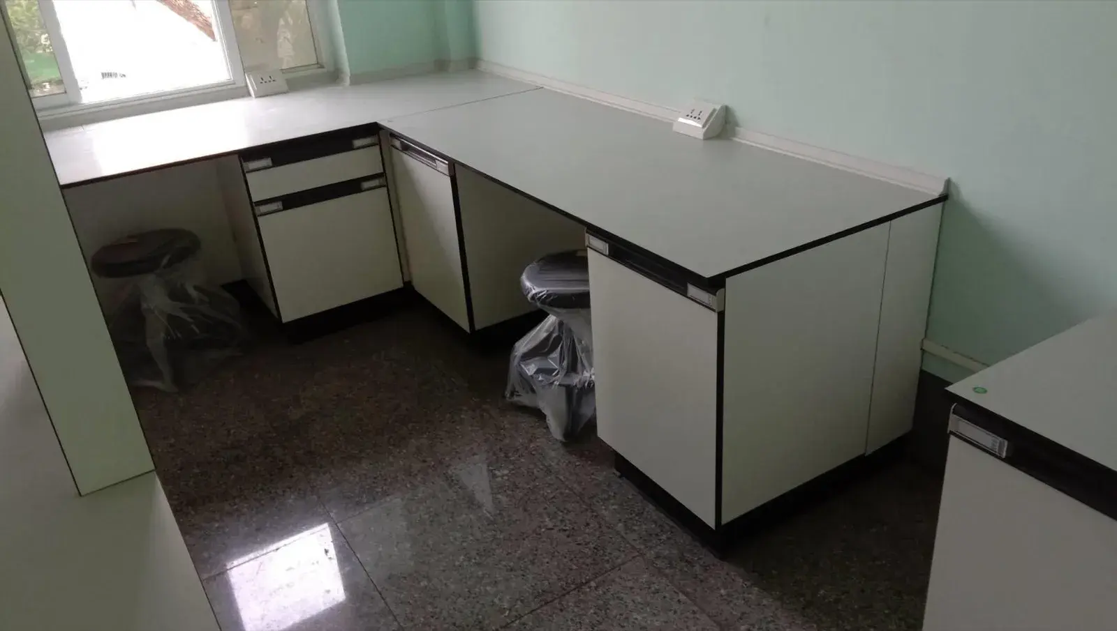 Wall benching in the Mandalay food safety laboratory